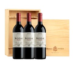 Caja de Madera con 3 botellas de Roda Reserva 2016