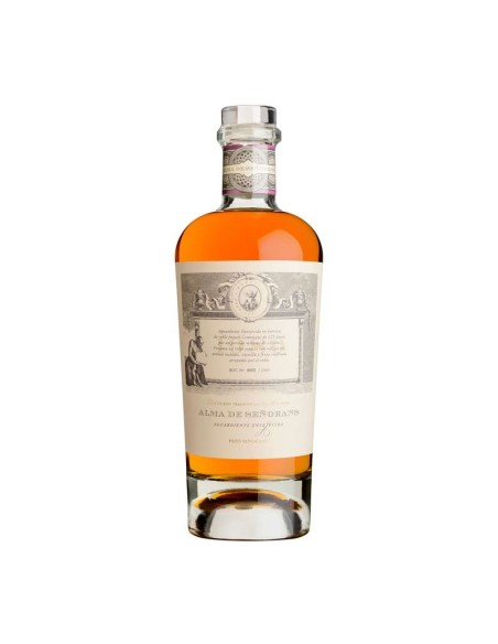 Aguardiente Envejecida Alma de Señorans in gift case