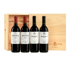 Wooden box with 4 bottles (2 Roda I 2019 and 2 Roda 2020)